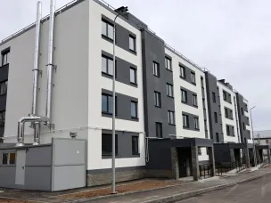 Более 70 жителей аварийного жилья в Чкаловске получили ключи от новых квартир