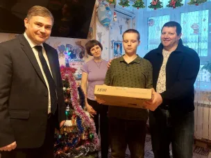 И.о. министра строительства Нижегородской области исполнил мечту юного нижегородца в рамках акции "Елка желаний"