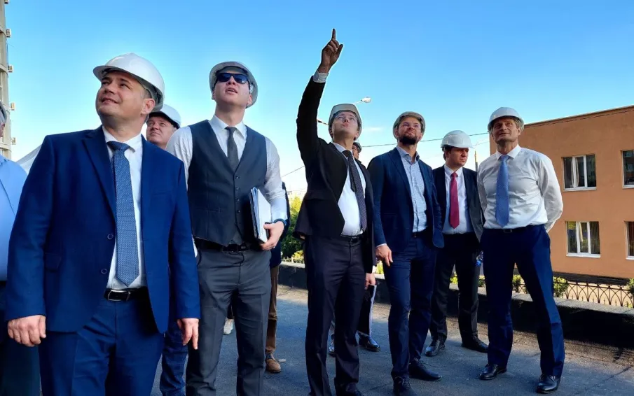 Глава «Фонда развитий территорий и члены Правительства Нижегородской области посетили стройплощадки долгостроев региона